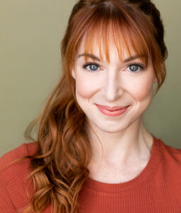 Lisa Foiles Headshot 2